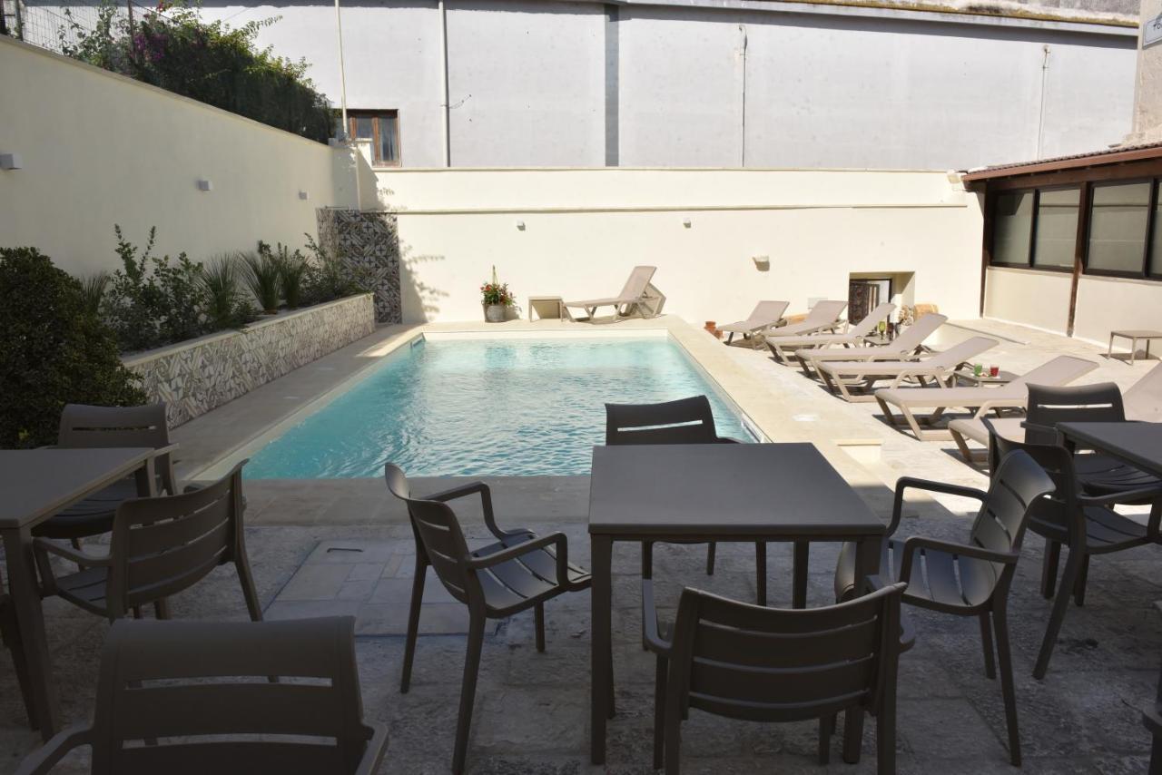 Tobacco Suite Mesagne Exterior photo